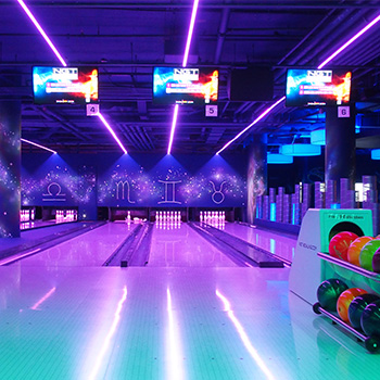 Entertainment Center Ost Bowling Universum